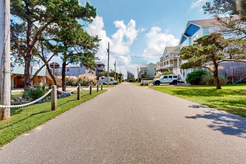 Cap'n Stilts Cap'n Stilts