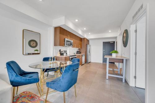 Beautiful Property with King Bed & Free Parking in Miami, USA
