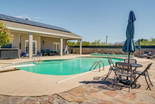 Las Cruces Home with Private Pool and Fire Pit!