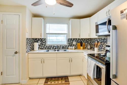 Pet-Friendly Lakeland Escape with Private Pool! Pet-Friendly Lakeland Escape with Private Pool!