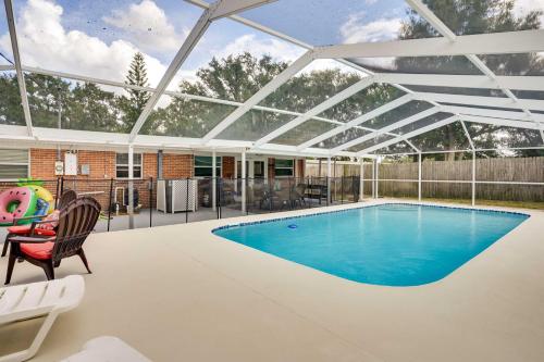Pet-Friendly Lakeland Escape with Private Pool! Pet-Friendly Lakeland Escape with Private Pool!