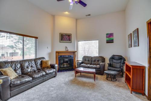 Albuquerque Home with Spacious Yard and Fire Pit!