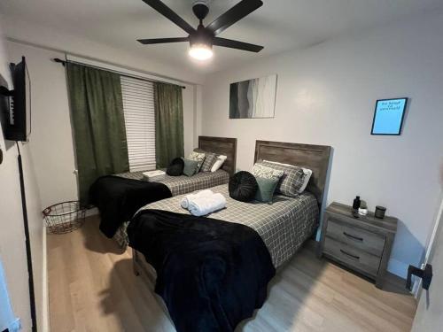 Townhouse Retreat: 3 miles from Beale St in Memphis, USA