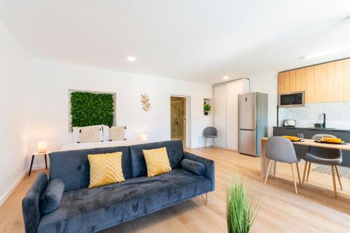 . Loriga View Apartments