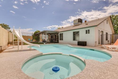 Family-Friendly Peoria Home with Pool and Fire Pit!