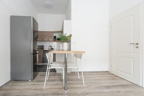 T&K Apartments - 2 Room Apartment - Ground Floor, Düsseldorf (photo 4)