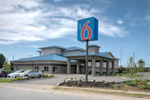 Motel 6 Walton, KY - Richwood - Cincinnati Airport South Richwood