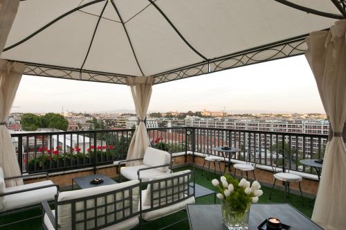 Balcony/terrace, Trilussa Palace Hotel Welness in Trastevere