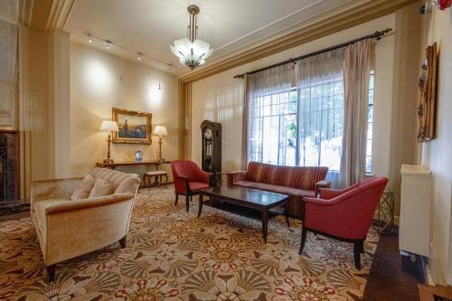 The Baroness Hotel - image 2