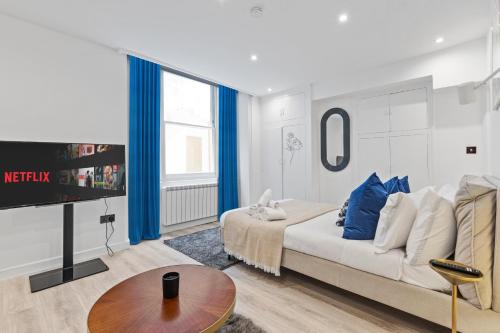Cozy & Welcoming Studio Apartments in Premium Hyde Park Location - image 6
