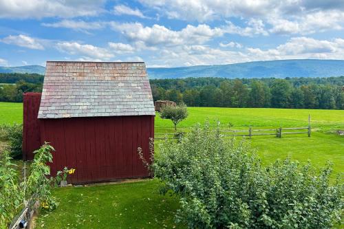 Wind Hill Farm