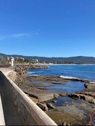 'Highview Escape' Central Wollongong Panorama Living