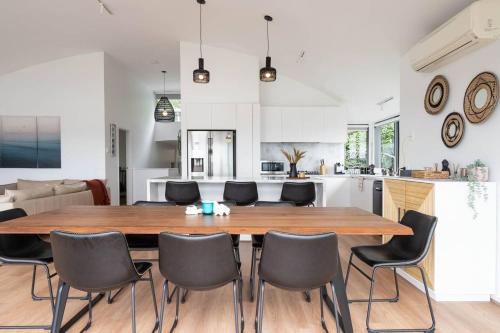 Bay Horizons - Grand Panoramic Coastal Escape, Mount Martha (photo 5)