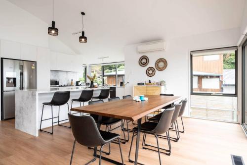 Bay Horizons - Grand Panoramic Coastal Escape, Mount Martha (photo 7)