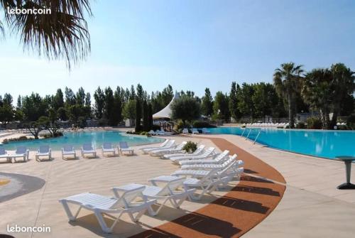 Camping Carabasse Vias plage. near Au Pain Delice