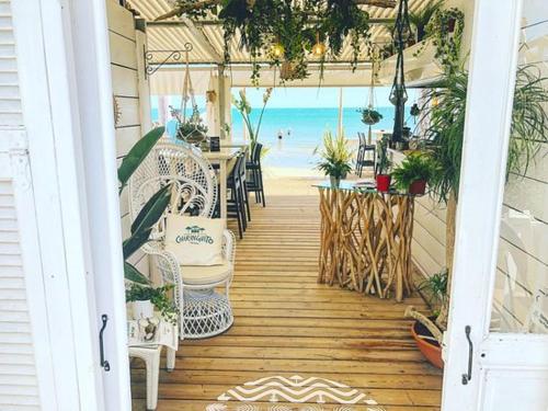 Facilities, Camping Carabasse Vias plage. near Au Pain Delice