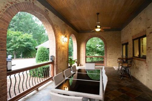 Supreme Luxury for Discerning Tastes in Nashville, USA