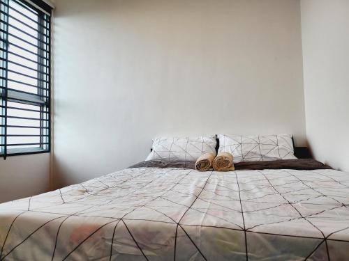 2rooms Cozy Minimalist 1-6pax Columbia UiTM Netflix 2rooms Cozy Minimalist 1-6pax Columbia UiTM Netflix