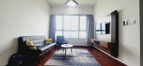 2rooms Cozy Minimalist 1-6pax Columbia UiTM Netflix 2rooms Cozy Minimalist 1-6pax Columbia UiTM Netflix