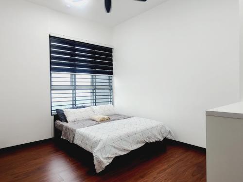 2rooms Cozy Minimalist 1-6pax Columbia UiTM Netflix 2rooms Cozy Minimalist 1-6pax Columbia UiTM Netflix