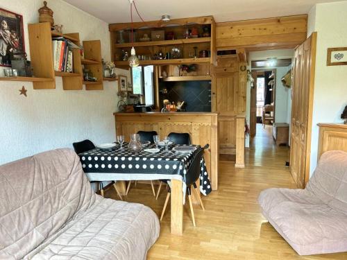 Appartement Les Gets, 2 pièces, 4 personnes - FR-1-623-256 Les Gets