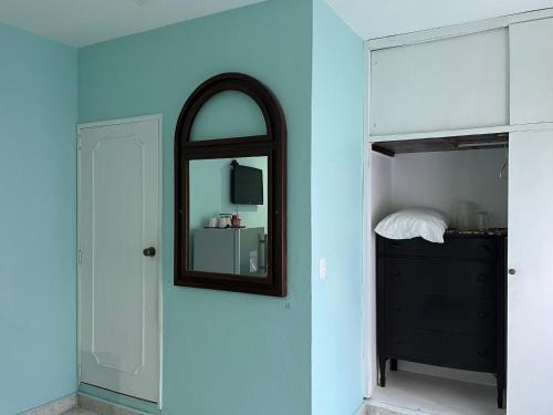 Double Room image 7