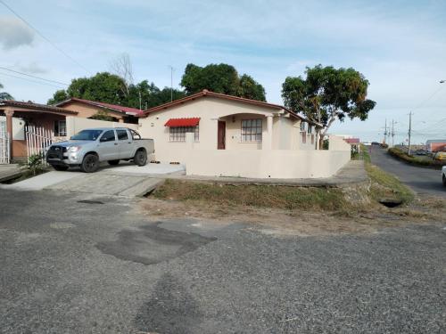 . La Casa Buena Esperanza