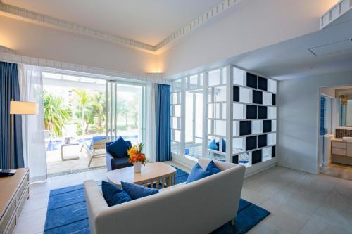 Pool Villa Premier 1st Floor with Lounge Access