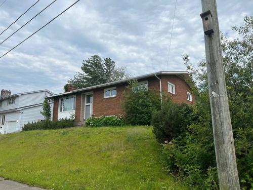 Private Room Lakeview House- Westmount