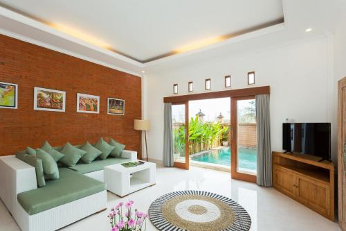 Villa Sari Tagtag Ocean View Sanur - Tap to explore photos