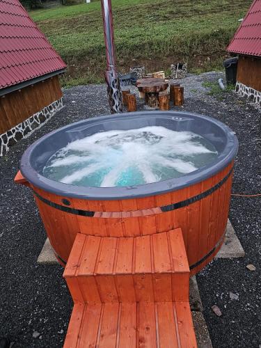 Cazare La Nea Marin in Lunca Bradului