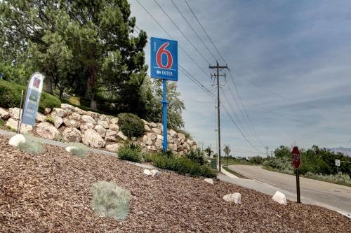 Motel 6-Ogden, UT - Riverdale