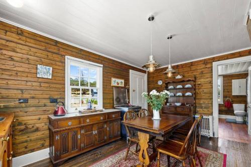 Oakchester Cottage on Bruny Island