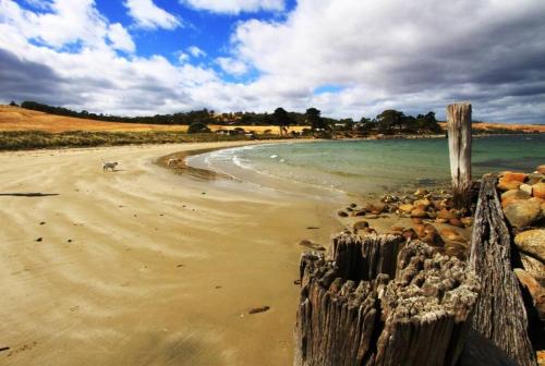 Oakchester Cottage on Bruny Island