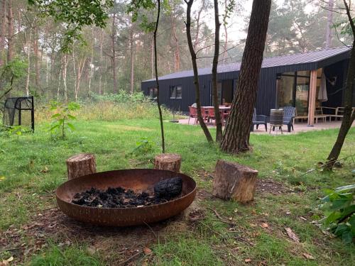  Heerlijk familiehuis in het bos in Giethmen