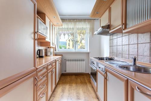 Apart-Invest Apartament Paryski, Szklarska Poręba (foto 3)