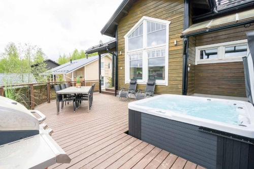 Villa Peso2 - 8 henkilölle, HimosYkkösen alue, 70m²+40m²