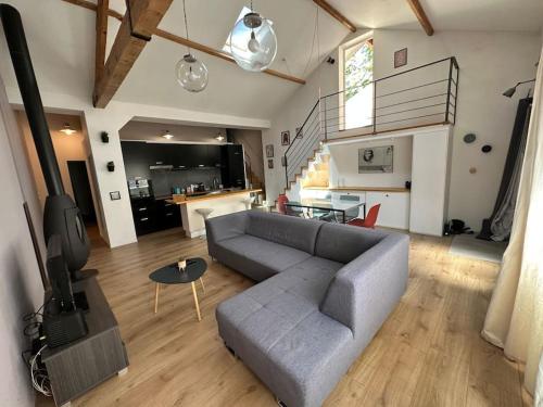 Maison style loft 10 min à pied du centre ville - Location saisonnière - Avignon