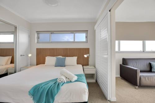 Modern Dual Key Apt w Pool in the heart of Mackay