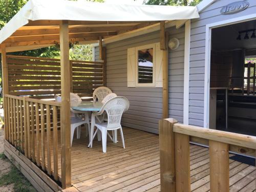 Mobile home climatisé en Touraine, calme et ombragé - Camping - Trogues