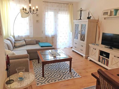One-Bedroom Apartment with Balcony room in Ferienwohnung Duenenweg Piepen