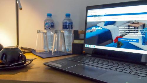 Instalações, Mile Gdansk Airport & Parking Długoterminowy (Mile Gdansk Airport & Parking Dlugoterminowy) in Matarnia