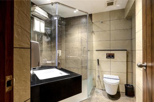 Sundex Hotel - image 2
