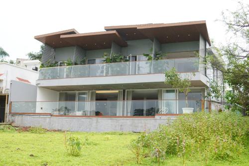 H To H Villa 5 BHK Luxurious Villa - Igatpuri