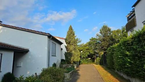 Thomas' Wohlfühl-Appartement Gemütliches Wohnambiente & modernes Bad in Ulm, Deutschland