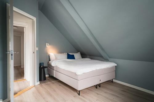 Two-Bedroom Apartment image 3