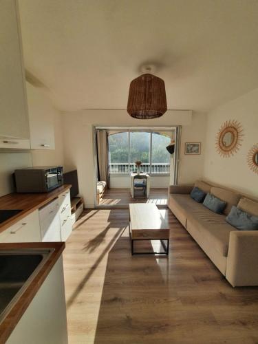 Appartement Sanary-sur-Mer proche de la mer - Apartment - Sanary-sur-Mer