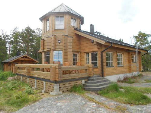 Ieeja, Tornvillan in Hammarland