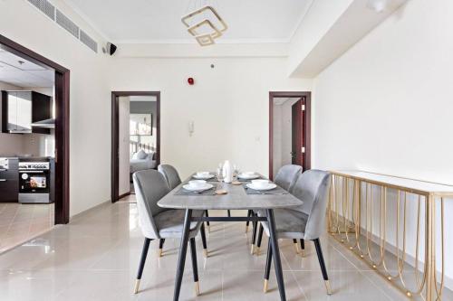 StoneTree - Modern Style 1 BR near Marina Walk - image 9
