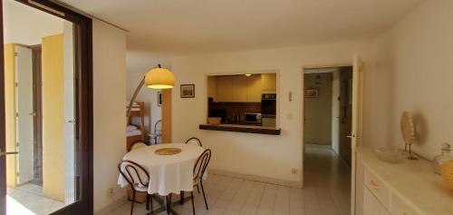 Frejus Plage LA MIOUGRANO T2-3 49m2 5 personn - image 2